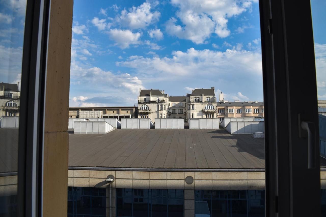 Zelazna City Centre Варшава Экстерьер фото